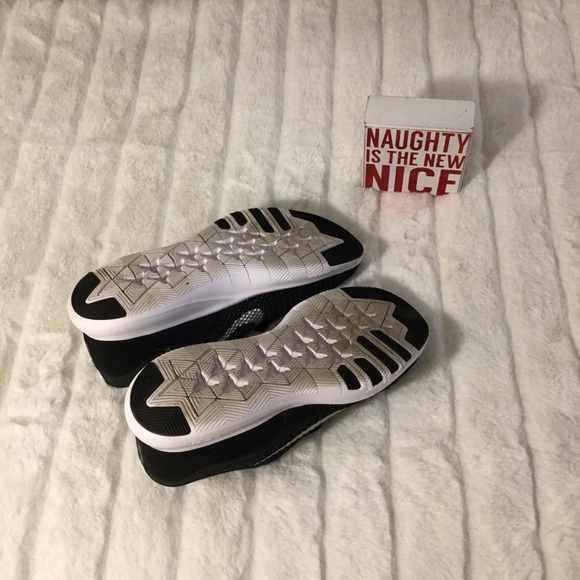 Nike shoes size 9 training wide width - Picture 5 of 6